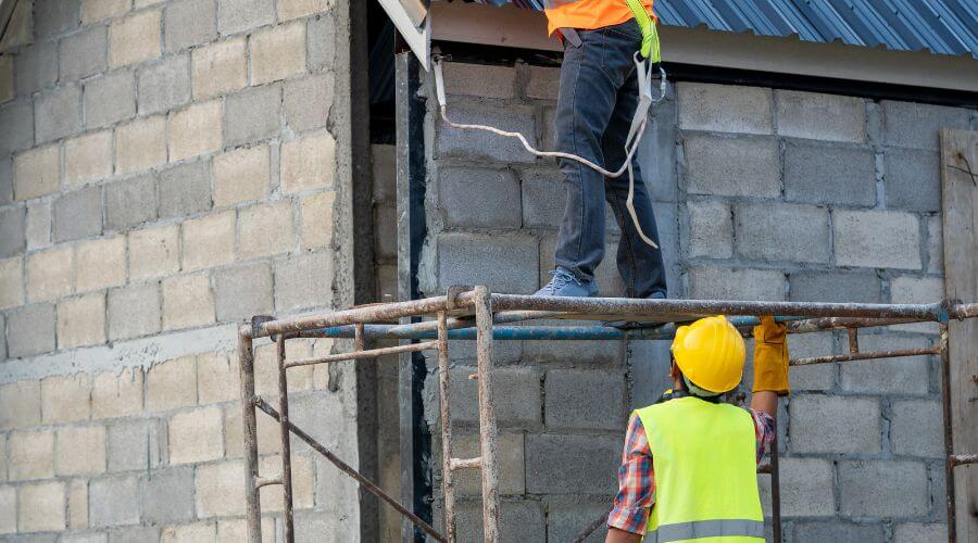 Expert Emergency Roof Repairs services in Hallieford, VA